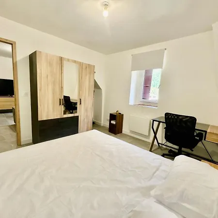 Apartment Bright & Modern One-bedroom In *